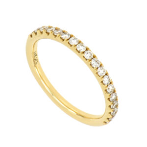 Churumbela en oro amarillo con diamantes