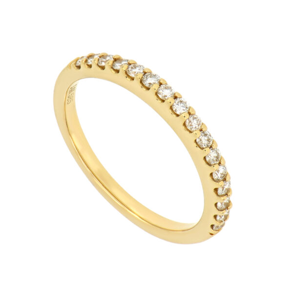 Churumbela en oro amarillo con diamantes