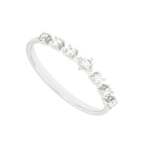 Anillo en oro blanco con diamantes