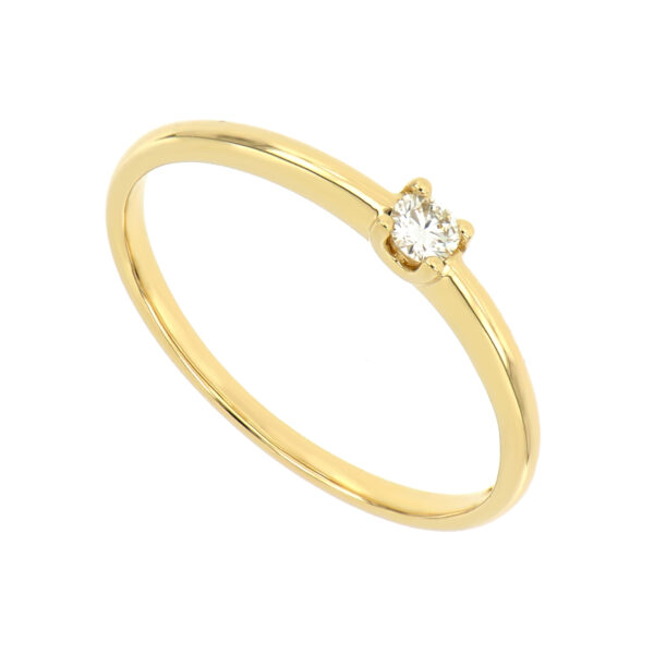 Anillo de compromiso en oro amarillo con diamante