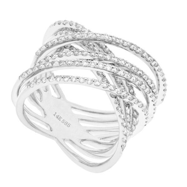 Anillo de aros cruzados en oro blanco con 158 diamantes.