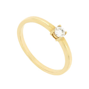 Anillo de compromiso en oro amarillo con diamante