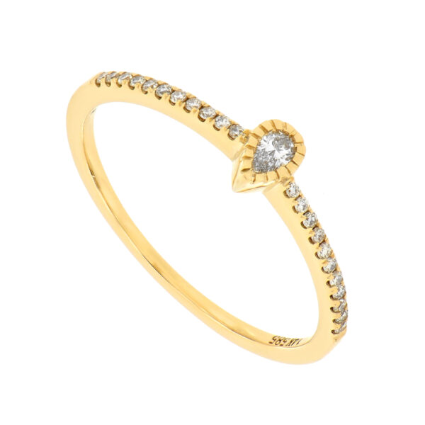 Anillo con diamantes