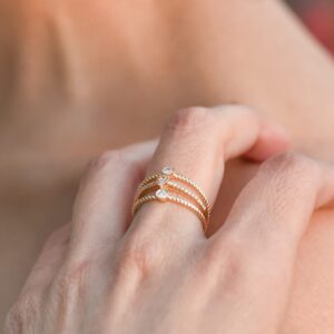 Anillo con diamantes - Imagen 2