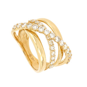 Anillo de oro con diamantes