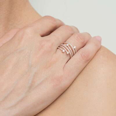 Anillo aros de oro rosa con diamantes - Imagen 2
