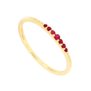 Anillo ligero de oro con rubíes