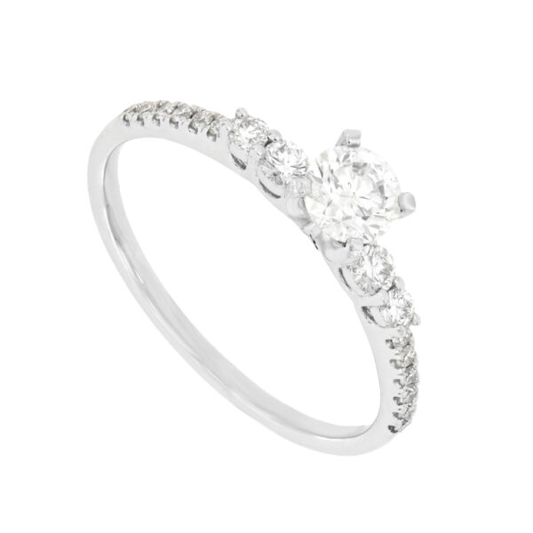 Anillo de compromiso en oro blanco con diamante
