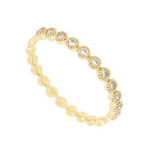 Anillo en oro amarillo con diamantes