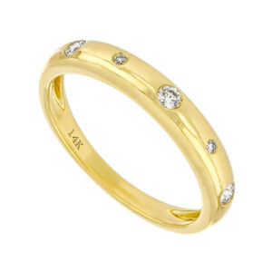 Anillo de oro amarillo con diamantes