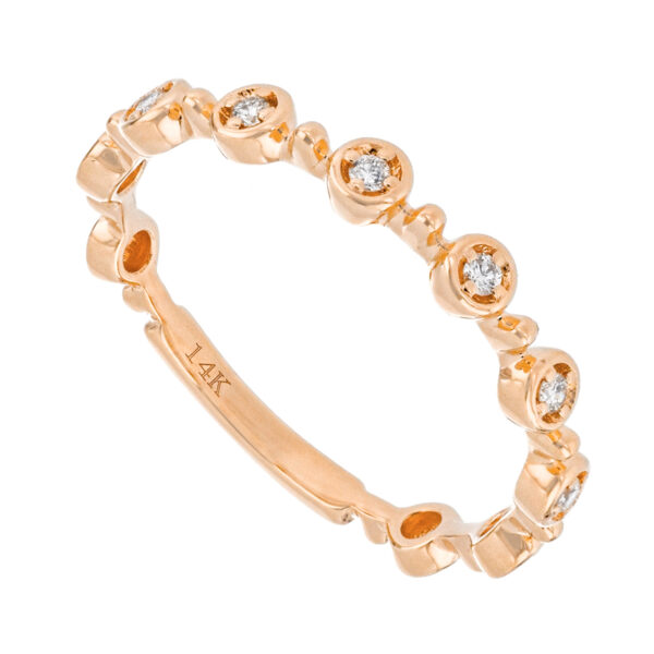 Anillo de oro rosa co diamantes