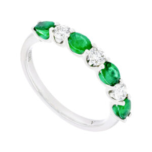 Anillo de oro blanco con esmeraldas y diamantes