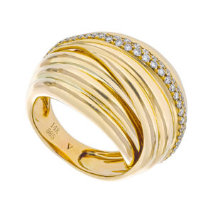 Anillo pesado de oro amarillo con diamantes