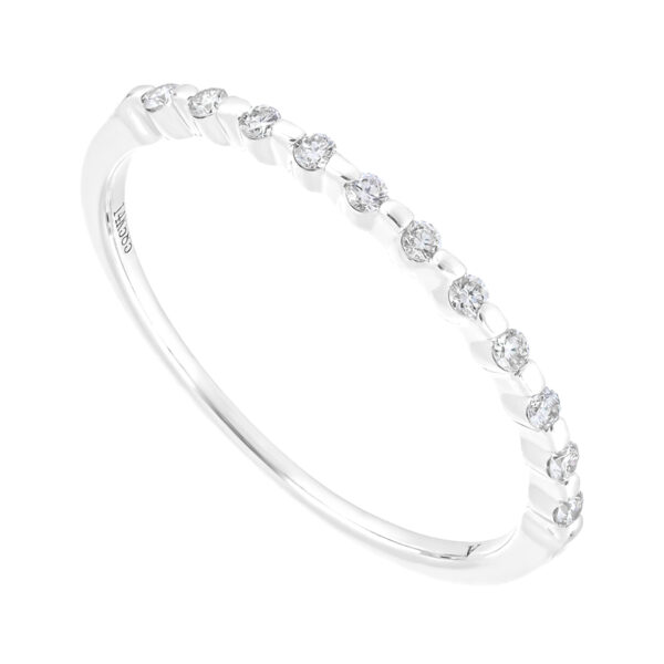 Churumbela de oro blanco con diamantes