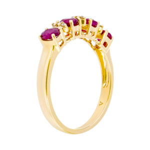 Anillo de oro amarillo con rubíes y diamantes - Imagen 2