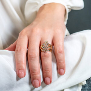 Anillo bouquet de oro amarillo con diamantes - Imagen 3