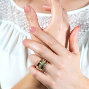 Anillo cordal de oro amarillo con diamantes - Imagen 3