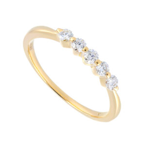Anillo de oro amarillo con diamantes