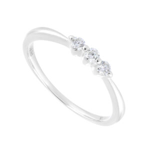 Anillo de oro blanco con diamantes