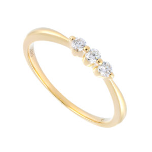 Anillo de oro amarillo con diamantes
