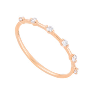 Anillo de oro rosa con diamantes