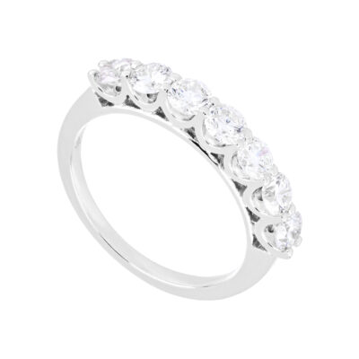 Churumbela de oro blanco con diamantes