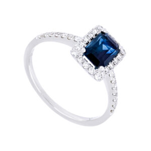 Anillo de oro blanco con zafiro y diamantes