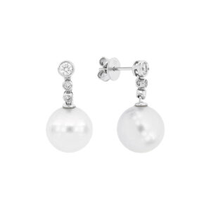 Aretes de oro blanco con diamantes y perlas