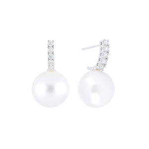 Aretes de oro blanco con perlas y diamantes