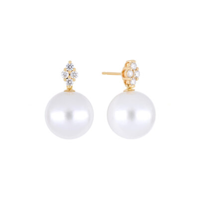 Aretes de oro amarillo con perlas y diamantes