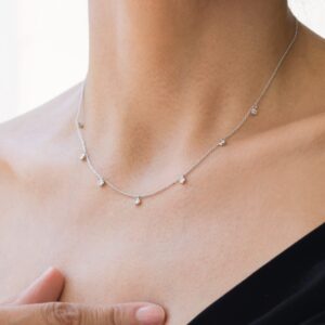 Gargantilla oro blanco y diamantes. - Imagen 2