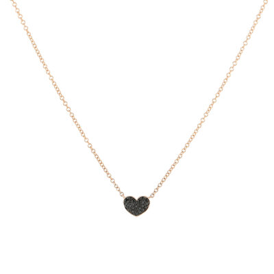Gargantilla con dije de corazón en oro rosa con diamantes