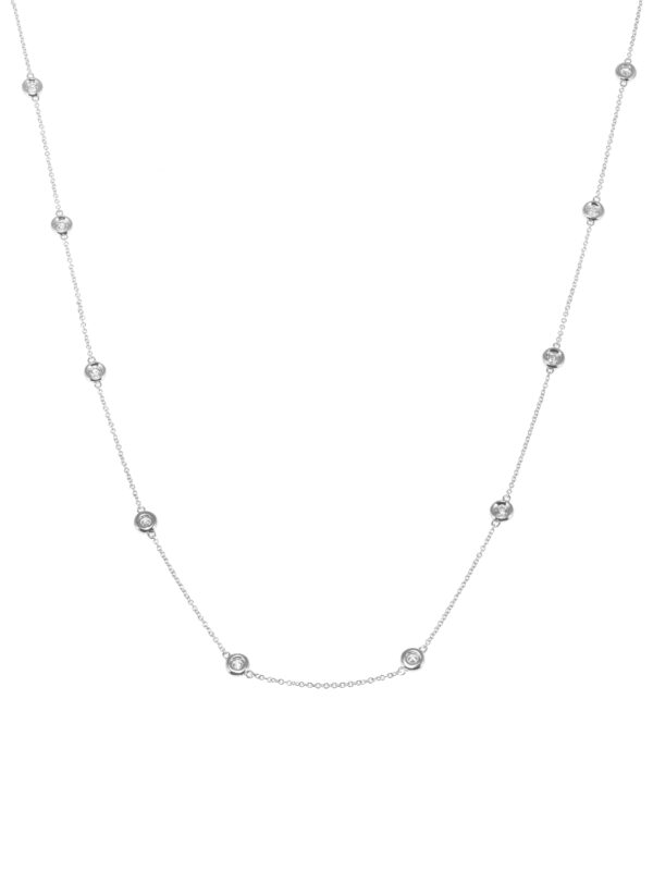 Gargantilla de oro blanco con diamantes