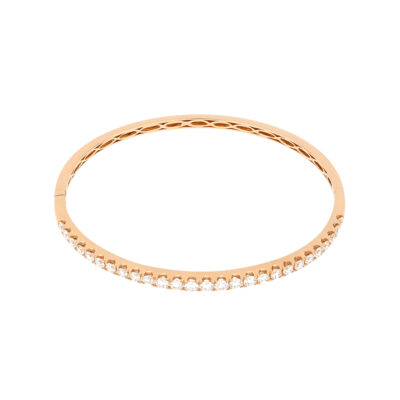 Aro en oro rosa con diamantes.