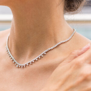 Gargantilla con diamantes. - Imagen 5