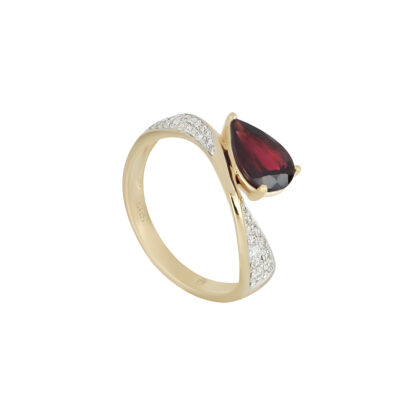 Anillo de Oro Amarillo con Granate y Diamantes Naturales